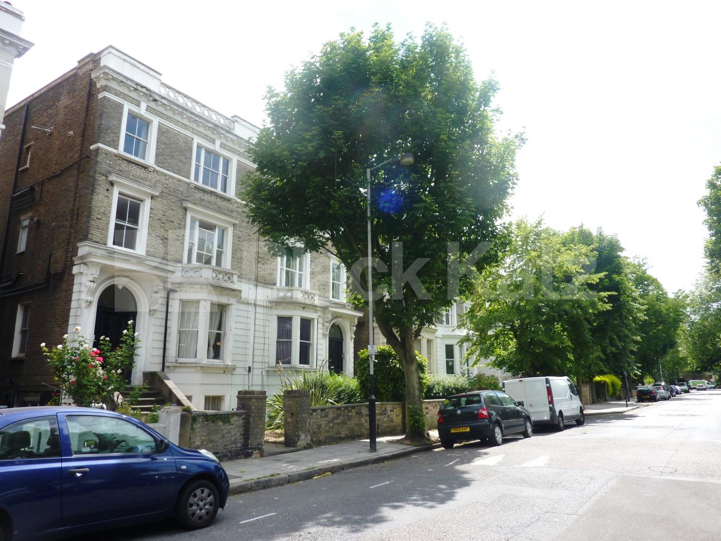 			BEAUTIFUL TWO BEDROOM TWO BATHROOM APARTMENT, 2 Bedroom, 1 bath, 1 reception Flat			 Hilldrop Road, TUFNELL PARK 